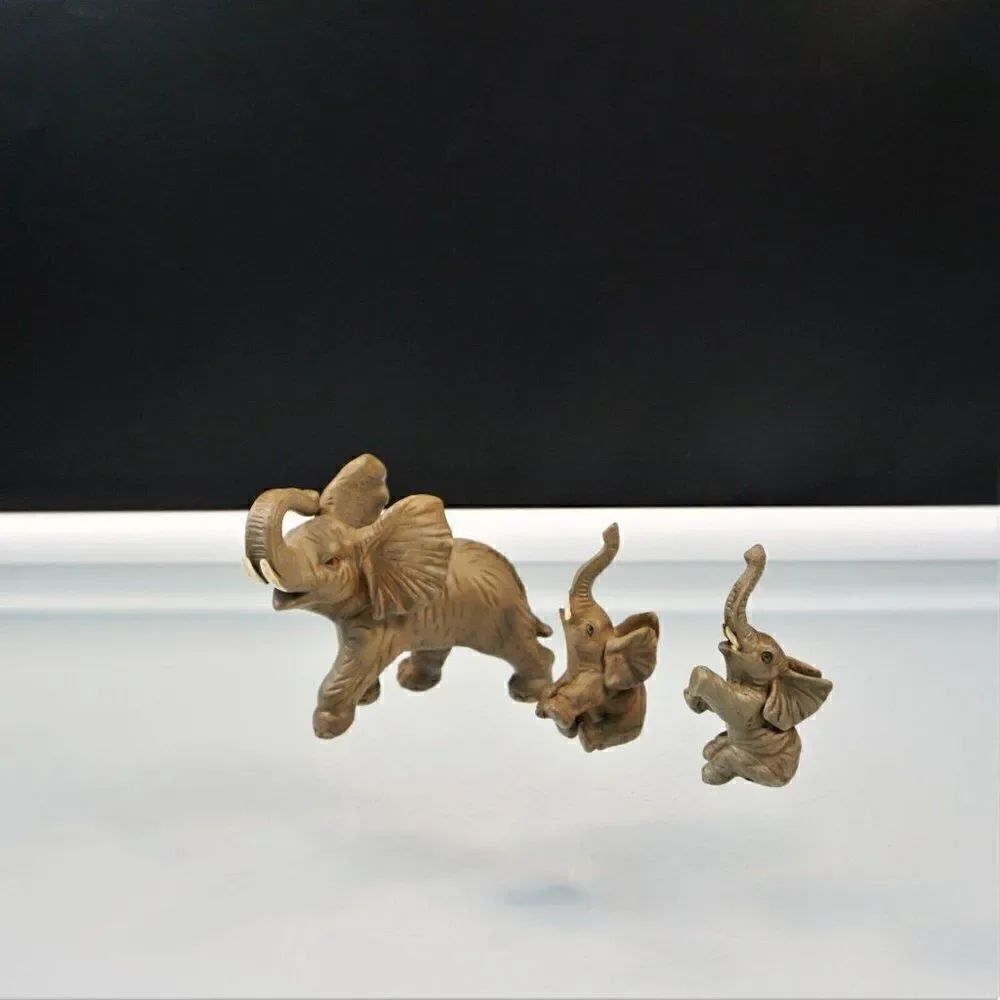 Vintage Elephant Family 3 Ceramic Figurines Trunks Up Good Luck